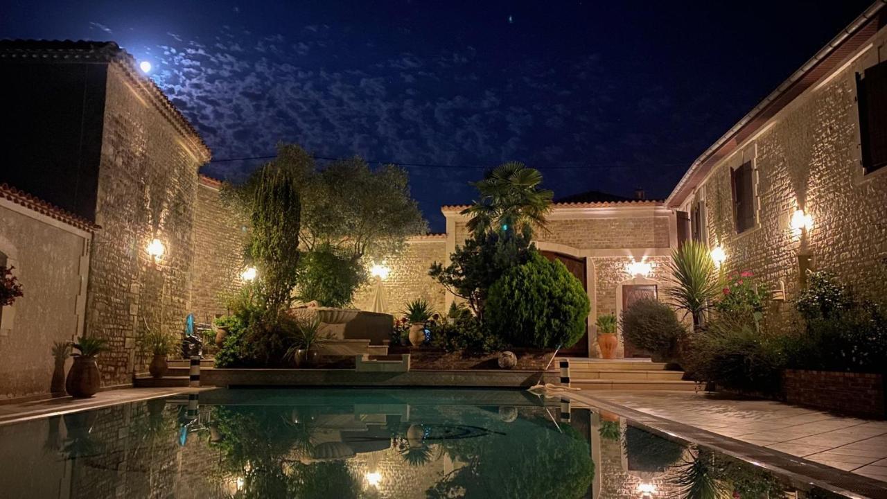 La Fontaine Des Arts Bed & Breakfast Mansle-les-Fontaines Luaran gambar